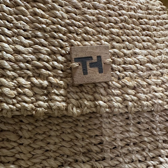 Tommy Hilfiger Tan Raffia Crossbody Bag with Denim Strap - Picture 2 of 8